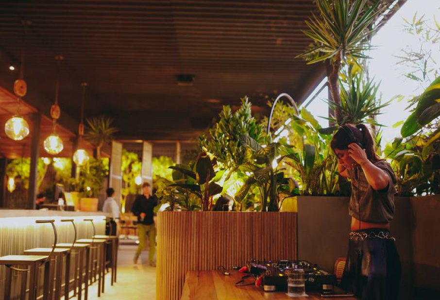 The-Up-Garden-Rooftop